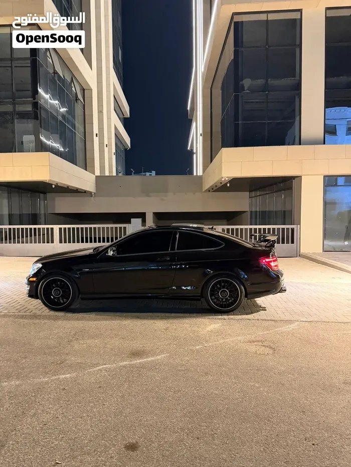 Mercedes-Benz C-Class 2012 photo 2