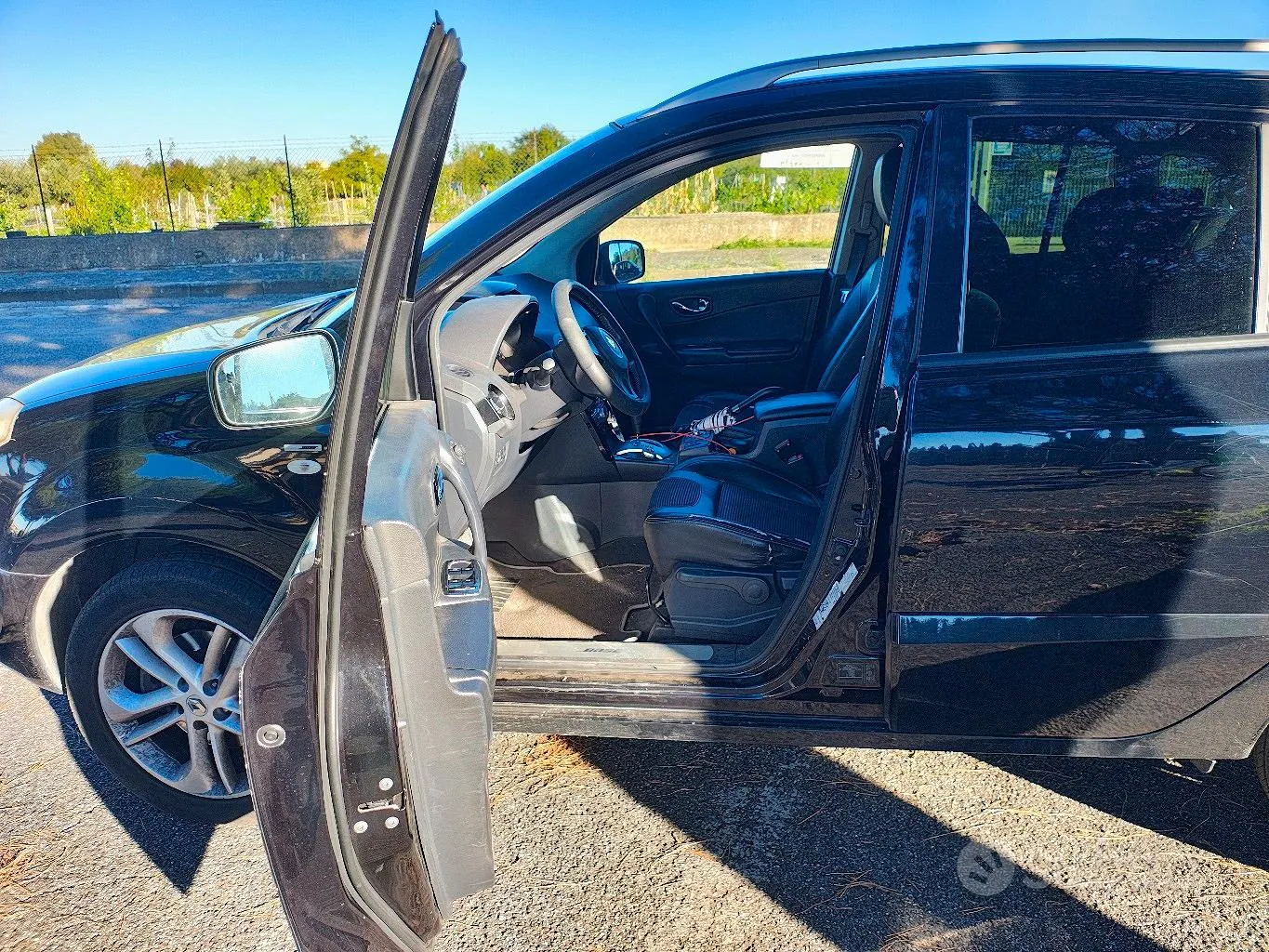 Renault Koleos 2011 photo 3