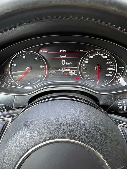 Audi A6 2012 photo 3
