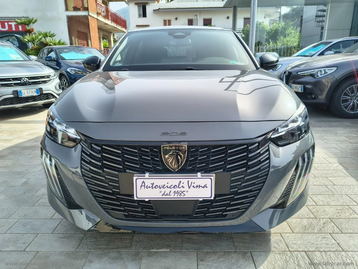 Peugeot 208 2025 photo 2