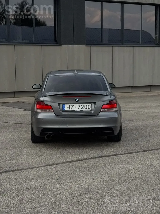 BMW 1 Series 2009 photo 4