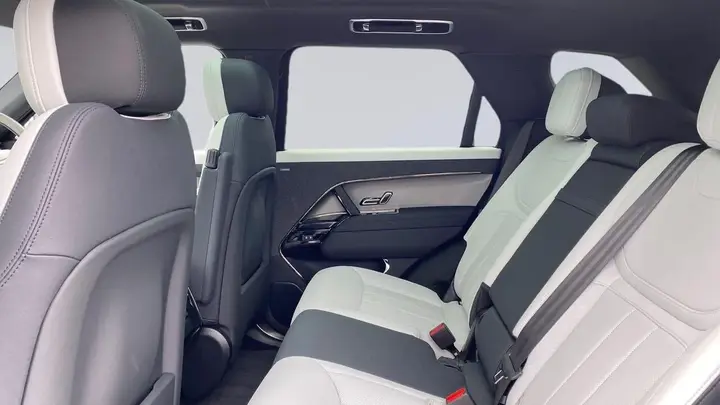 Land Rover Range Rover Sport 2023 photo 4