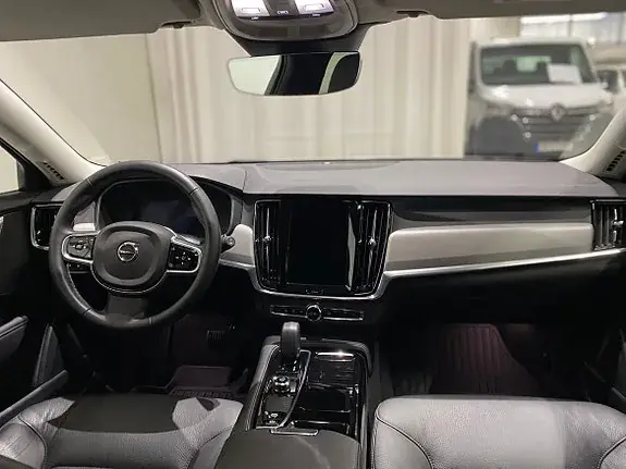 Volvo V90 2025 photo 2