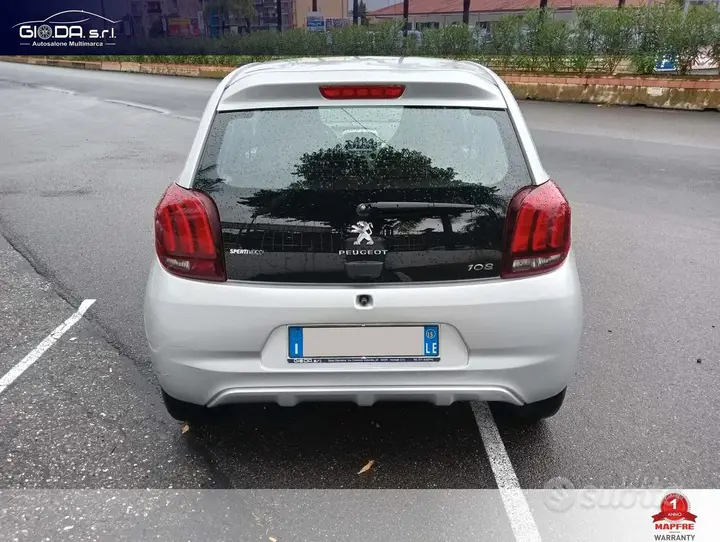 Peugeot 108 2015 photo 5