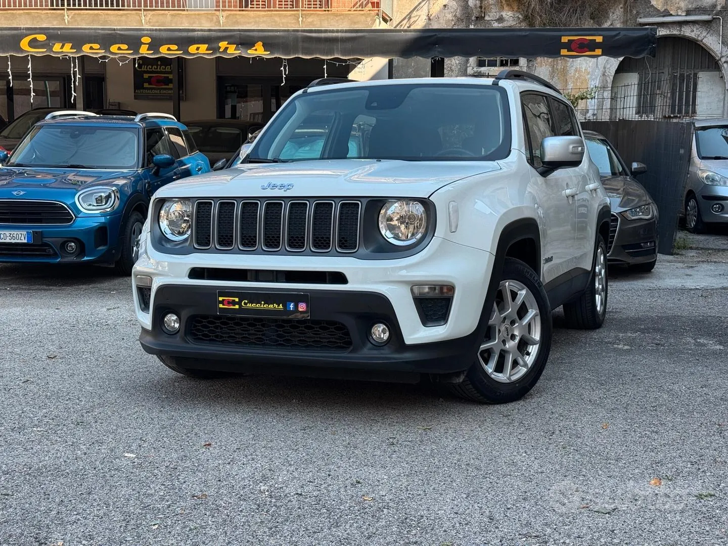 Jeep Renegade 2022 photo 2
