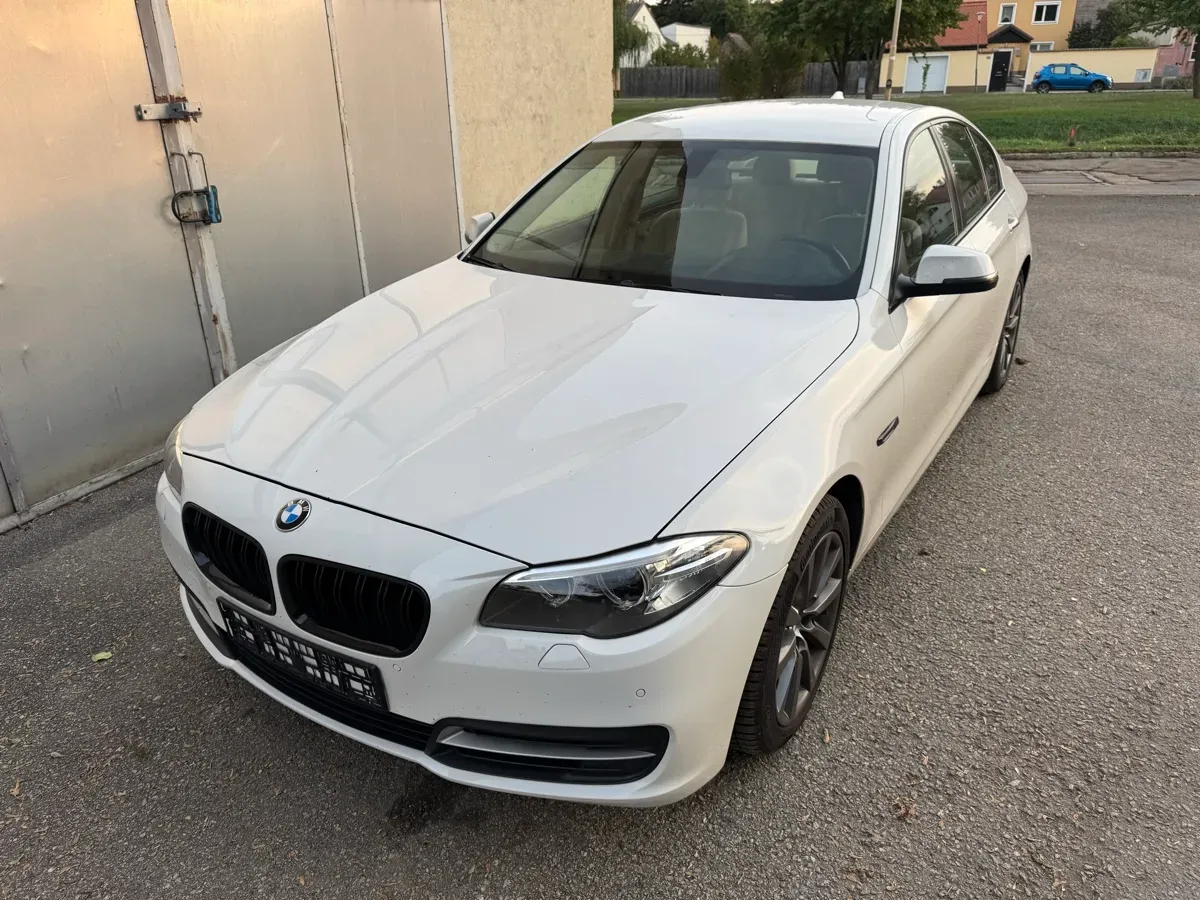 BMW 5 Series 2016 photo 2