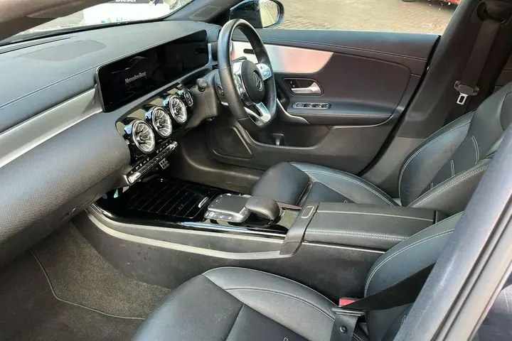Mercedes-Benz Cla 2022 photo 3