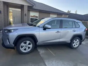 Toyota Rav4 2021 photo 3