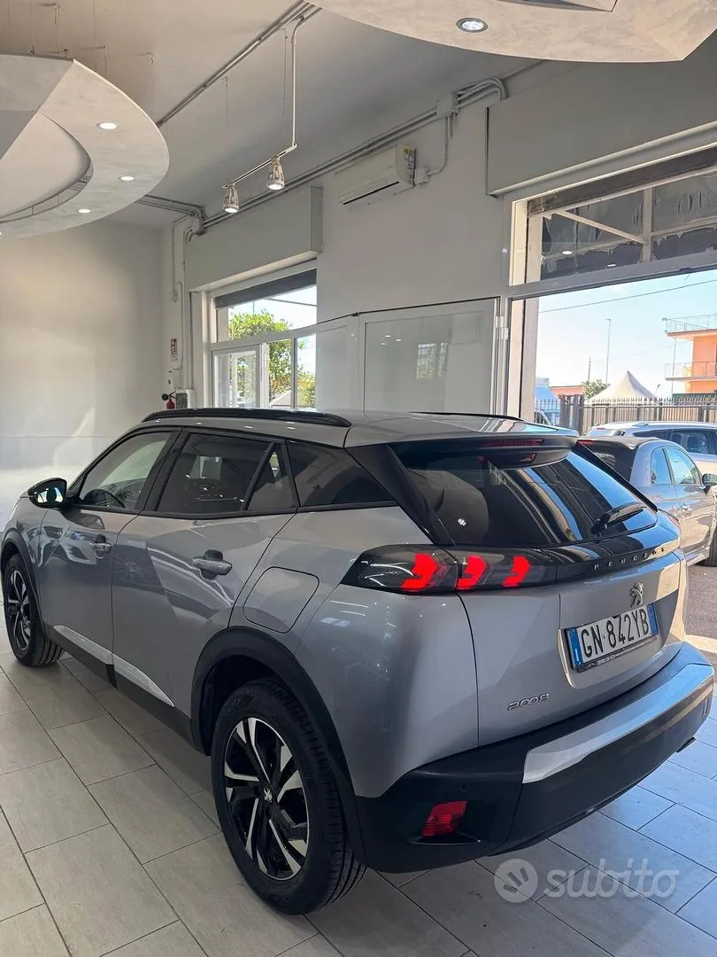 Peugeot 2008 2022 photo 5