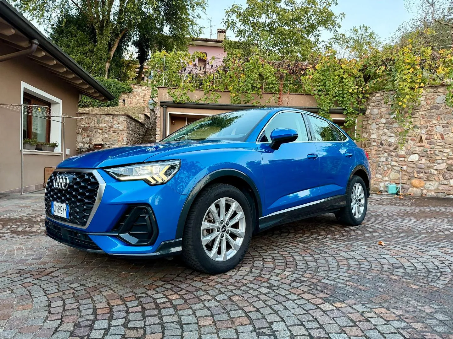 Audi Q3 2021 photo 3