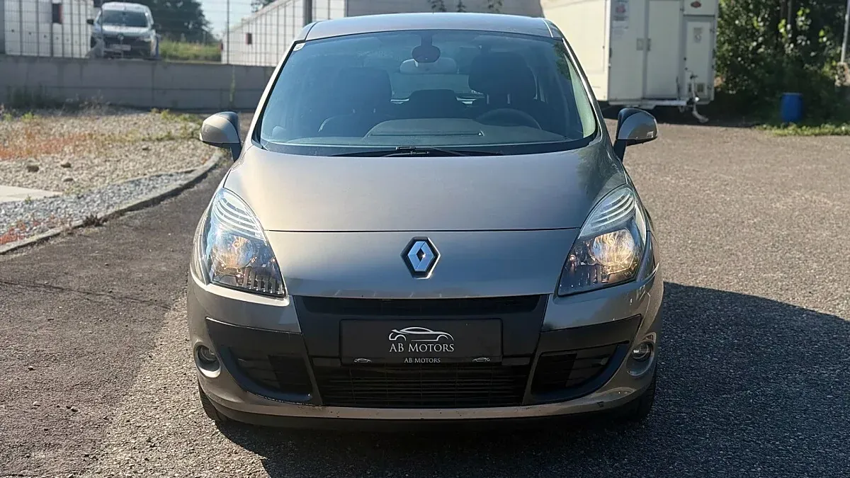 Renault Scenic 2010 photo 2