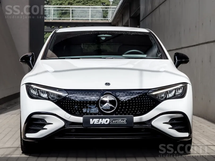 Mercedes-Benz Eqe 300 Amg 2025 photo 2