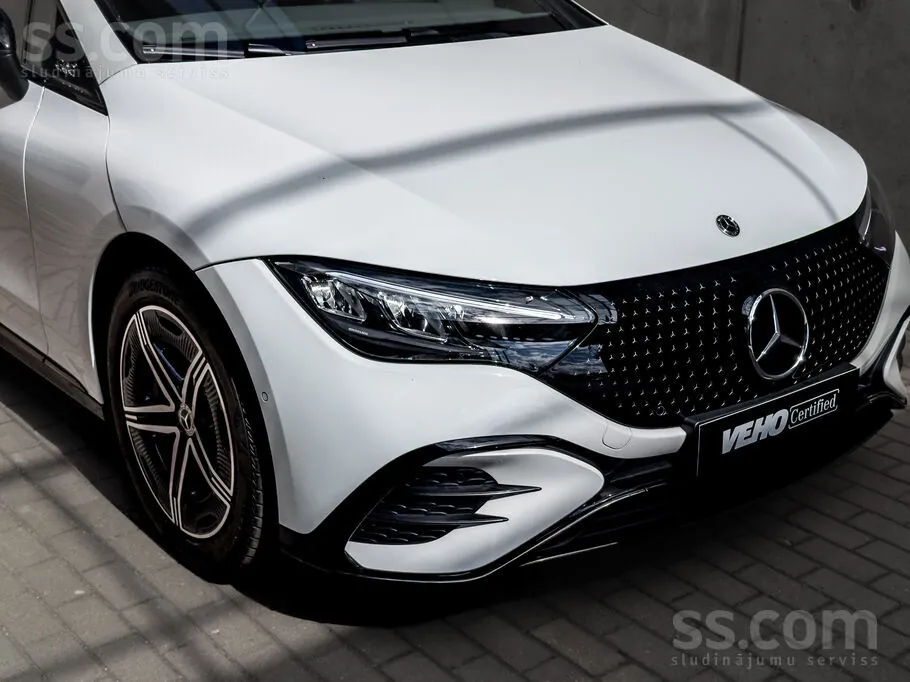 Mercedes-Benz Eqe 300 Amg 2025 photo 3