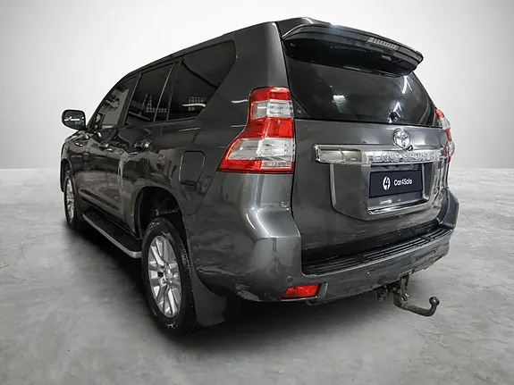 Toyota Land Cruiser 2016 photo 3