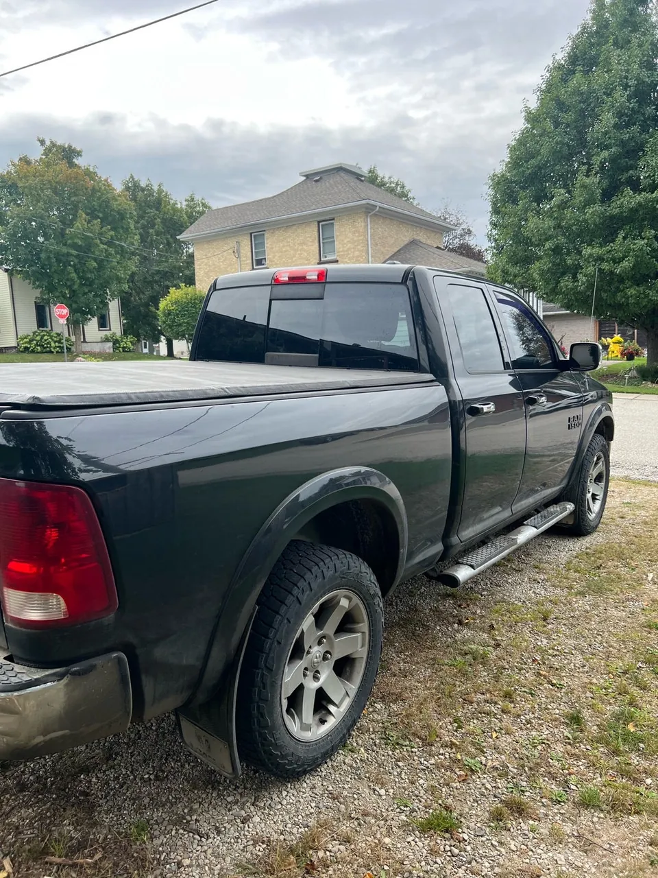 Ram 1500 2011 photo 3