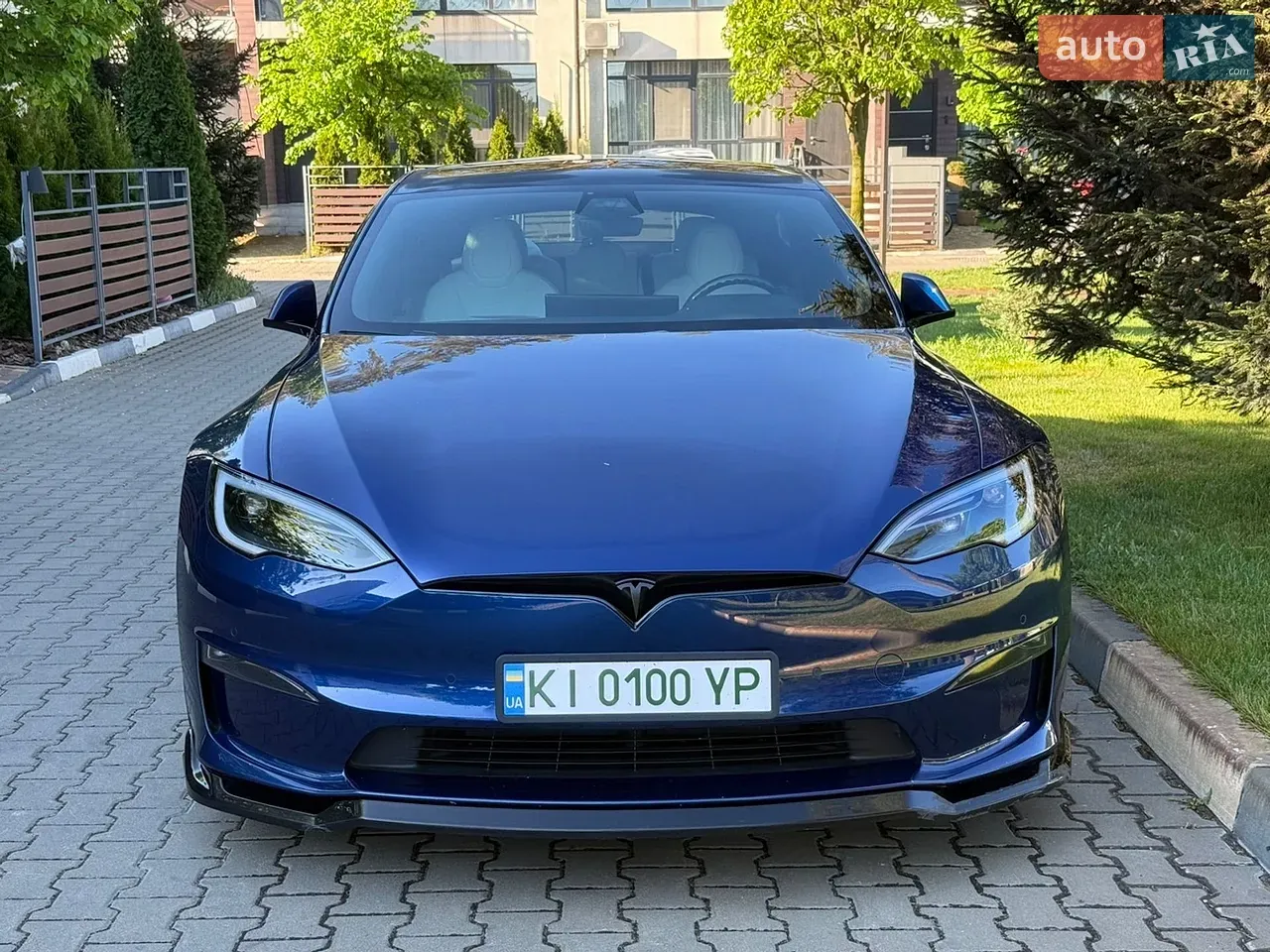 Tesla Model S 2021 photo 2