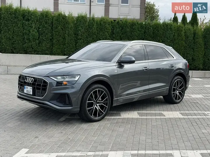 Audi Q8 2020 photo 2
