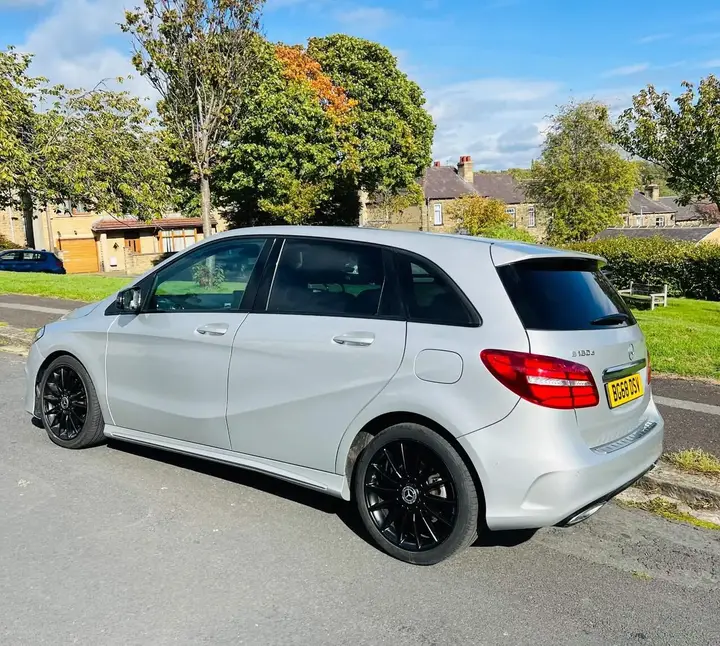 Mercedes-Benz B-Class 2018 photo 4