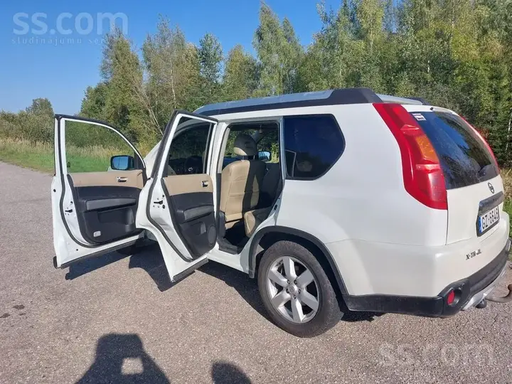 Nissan X-Trail 2008 photo 2