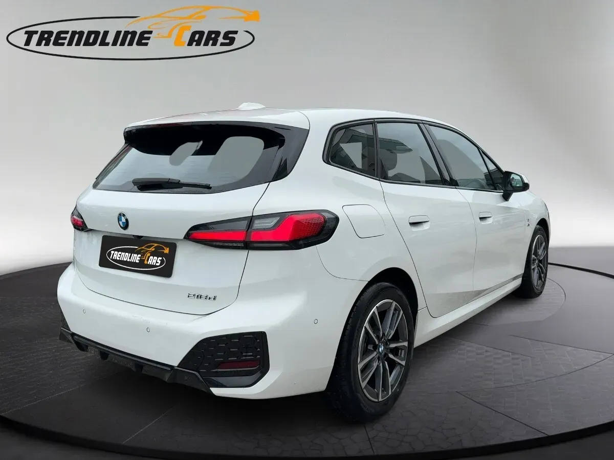 BMW 2 Series 2024 photo 3