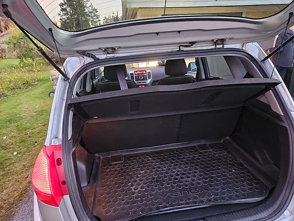 Kia Venga 2015 photo 5