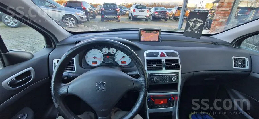 Peugeot 307 2008 photo 4