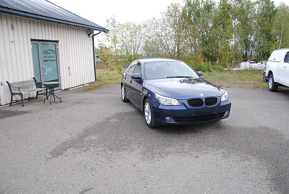 BMW 530D 2007 photo 2