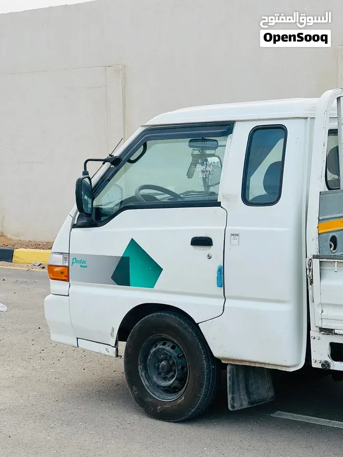 Hyundai Porter 2002 photo 4