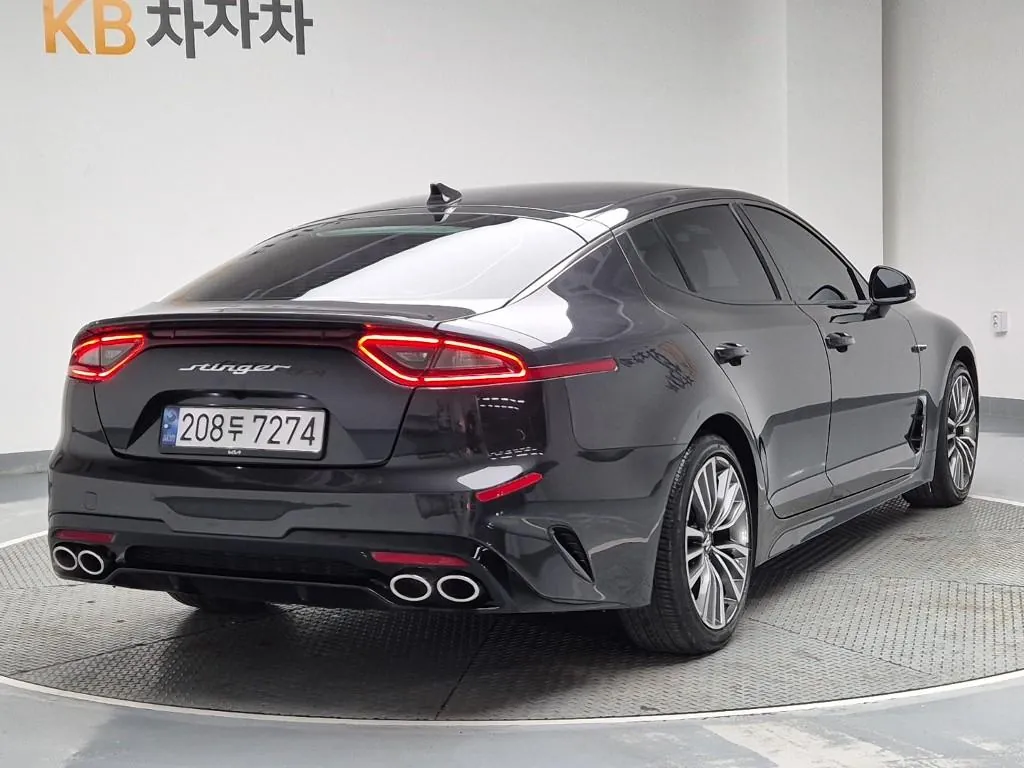 Kia Stinger 2018 photo 3