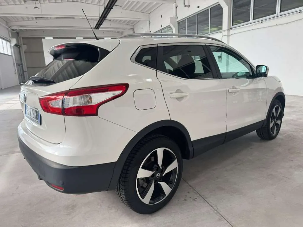 Nissan Qashqai 2017 photo 5