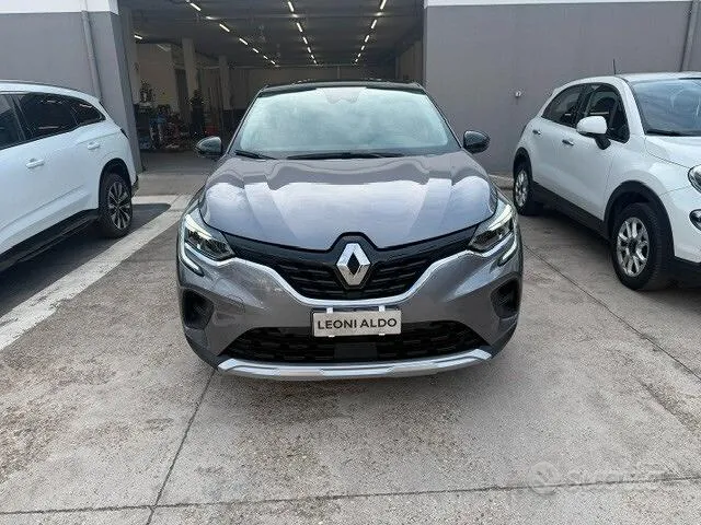 Renault Captur 2021 photo 2