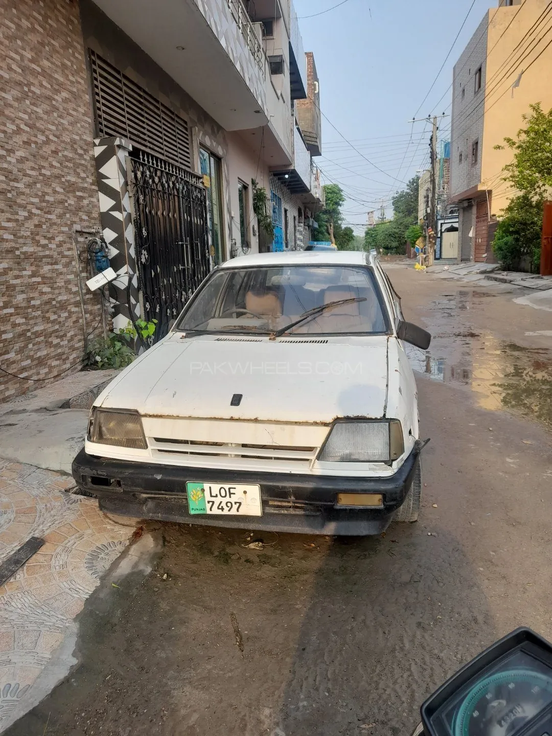 Suzuki Khyber