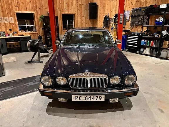 Jaguar Xj 1986 photo 3