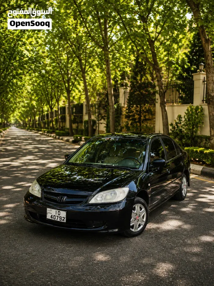 Honda Civic 2005 photo 2