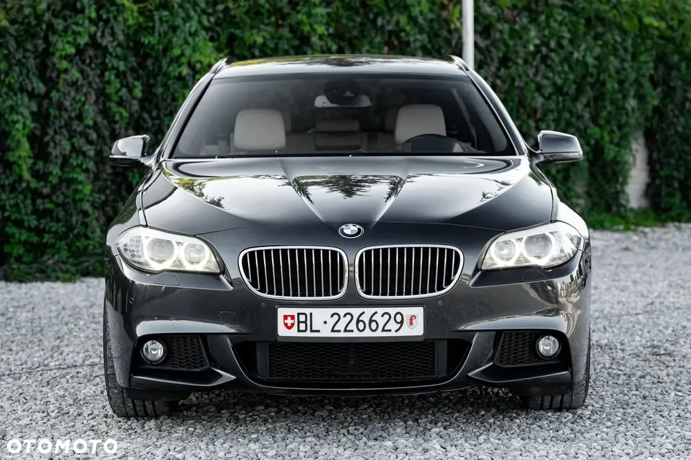 BMW Seria 5 2011 photo 4