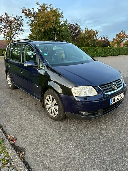 Volkswagen Touran 2006 photo 3