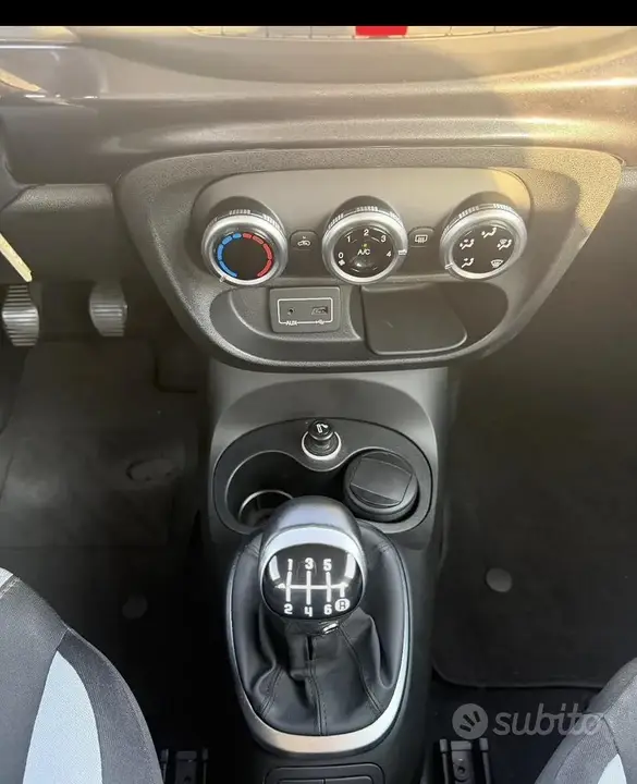 Fiat 500L 2016 photo 4