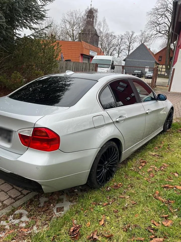 BMW 325I