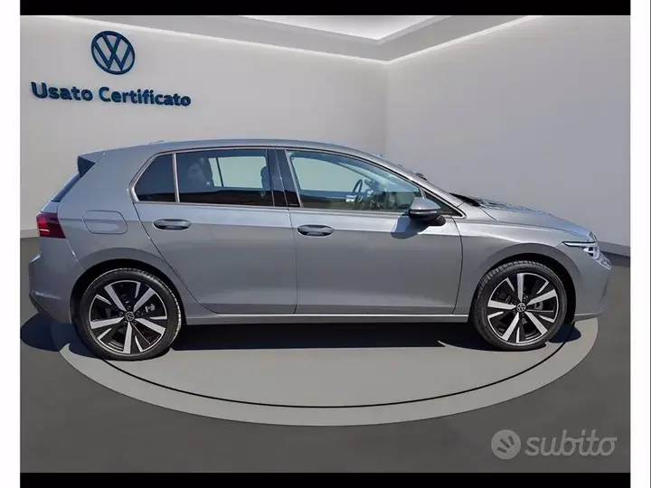 Volkswagen Golf 2026 photo 3
