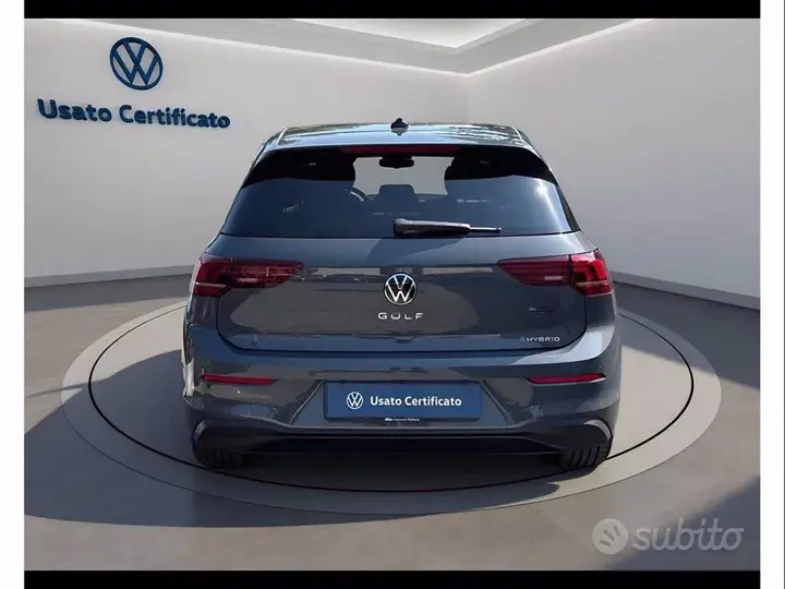 Volkswagen Golf 2026 photo 5