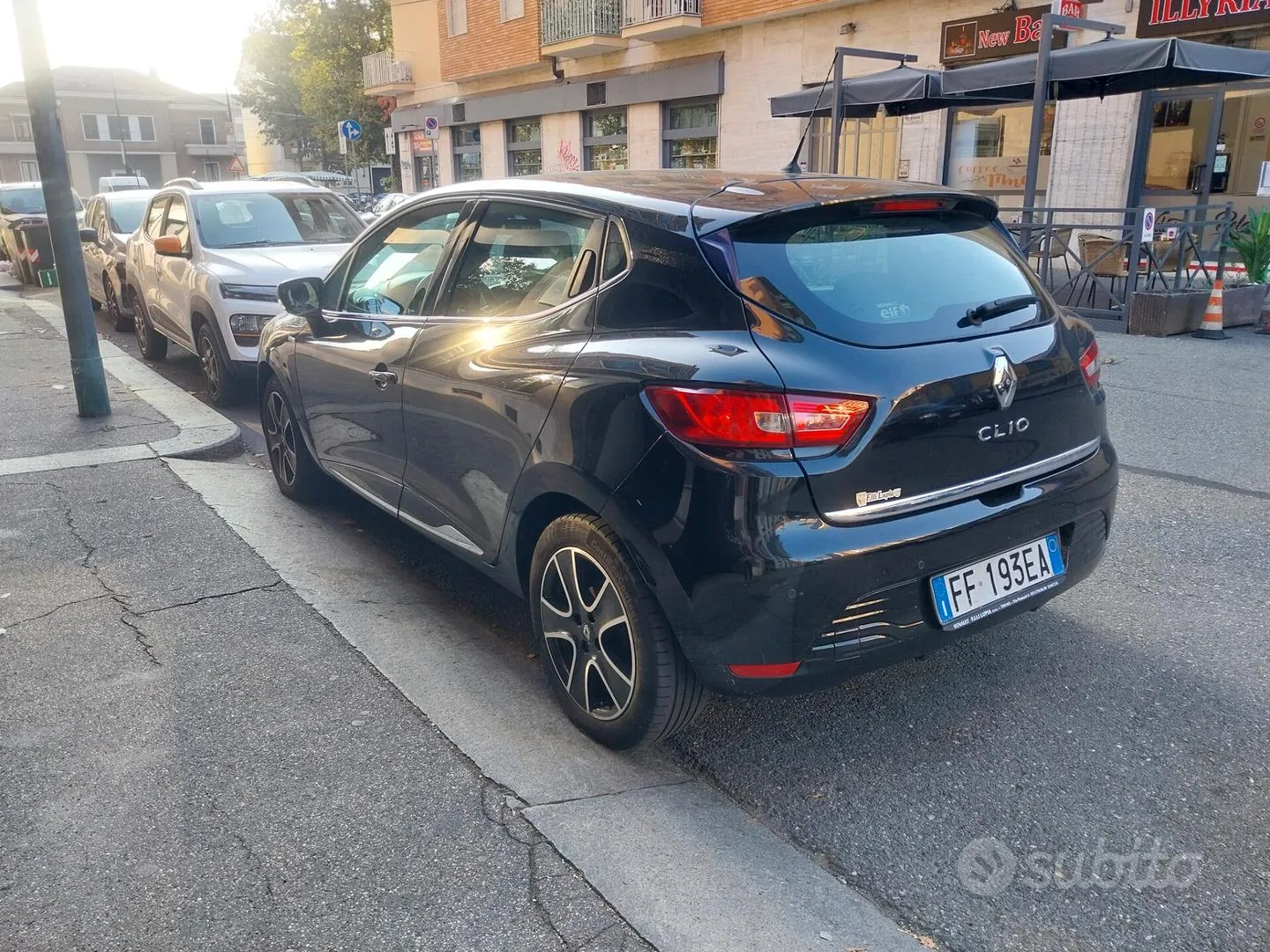 Renault Clio 2016 photo 2