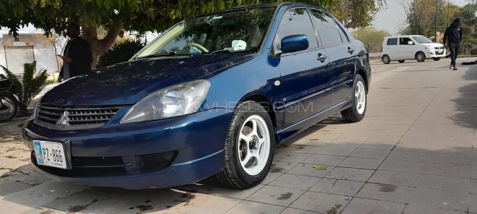 Mitsubishi Lancer
