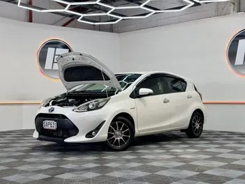 Toyota Aqua 2018 photo 4