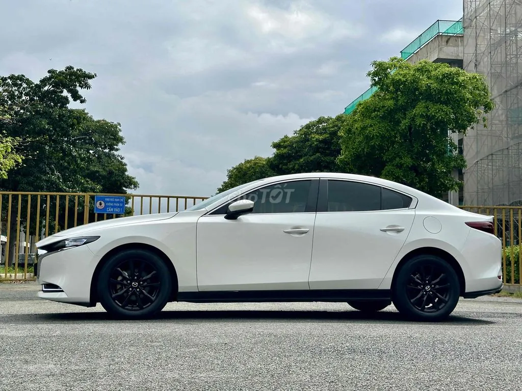 Mazda 3 2020 photo 3