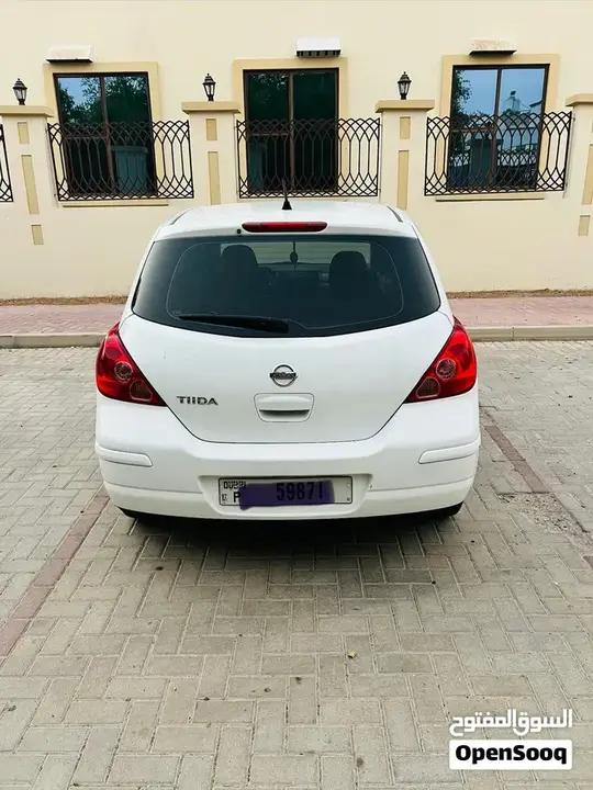 Nissan Tiida 2012 photo 3