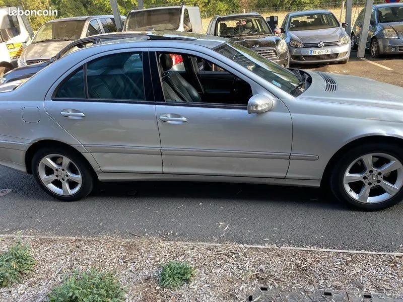 Mercedes-Benz C-Class 2003 photo 4
