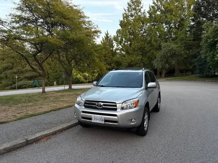 Toyota Rav4 2007 photo 5