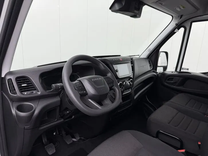 Iveco Daily 2024 photo 3