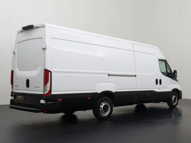 Iveco Daily 2024 photo 2