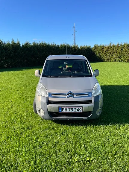 Citroen Berlingo 2008 photo 2